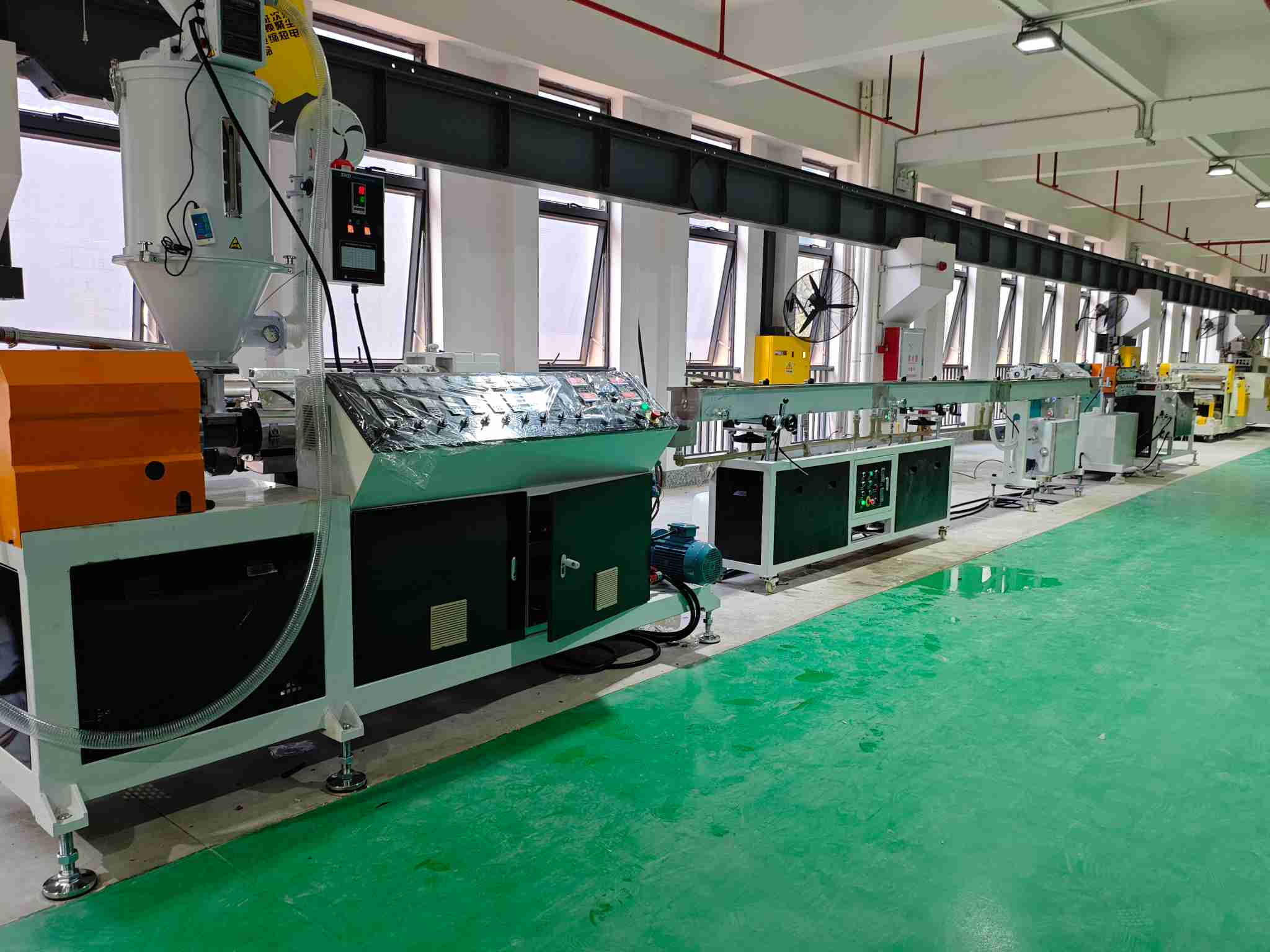PMMA ACYLIC ROD EXTRUSION LINE