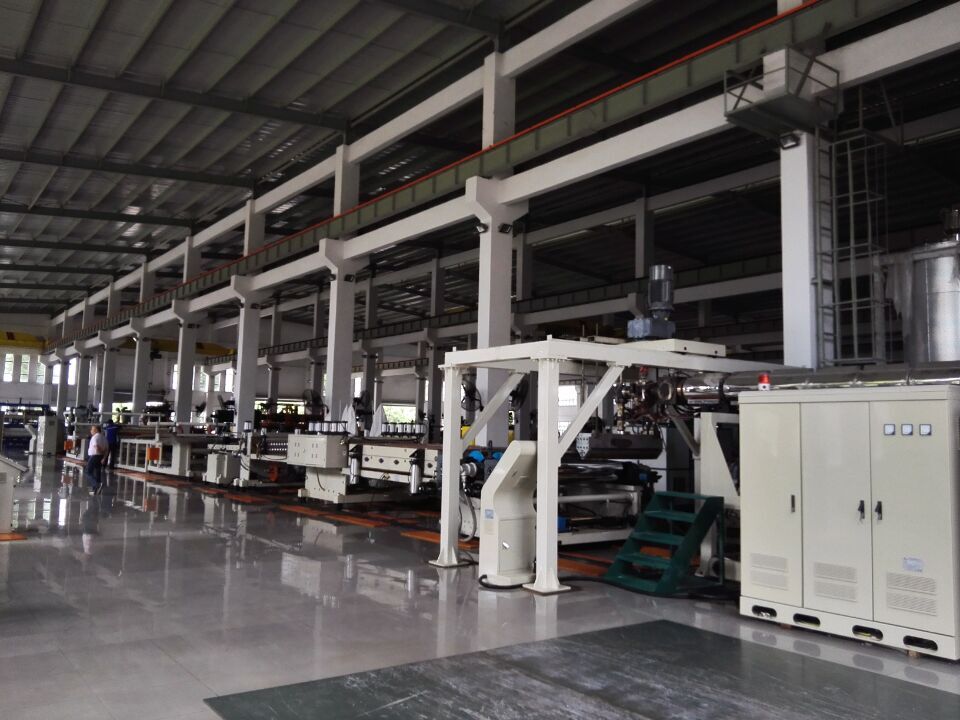 Three Layers Corrugated Roofing Tile Extrusion Machine