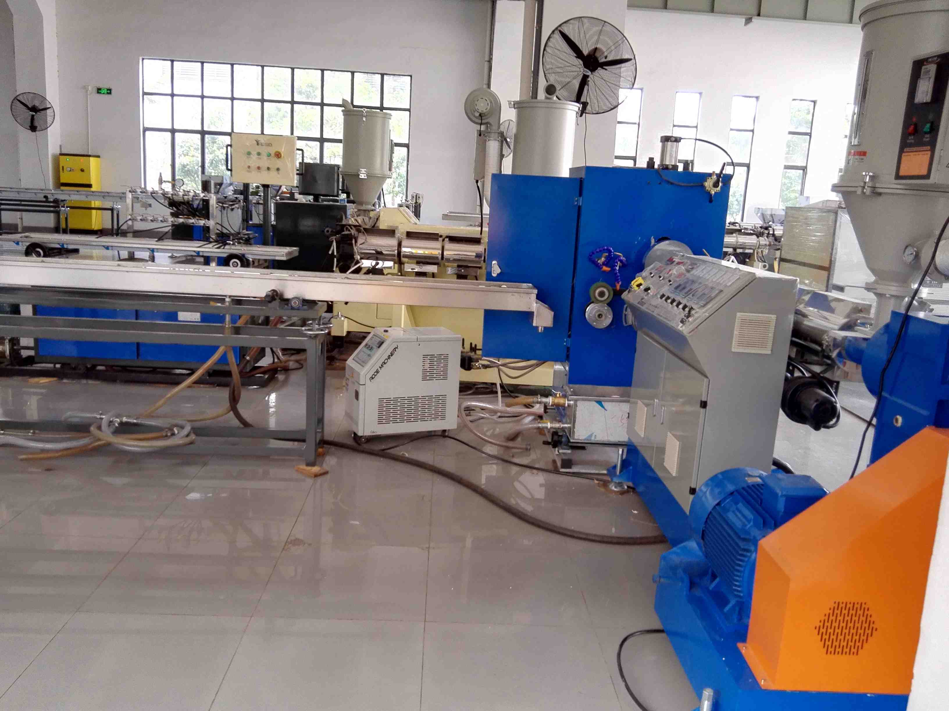plastic belt machine